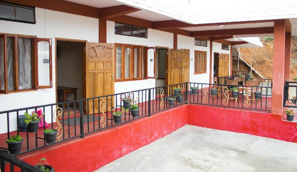 Cherish Guest House เชร์ราปุนจี ภายนอก รูปภาพ